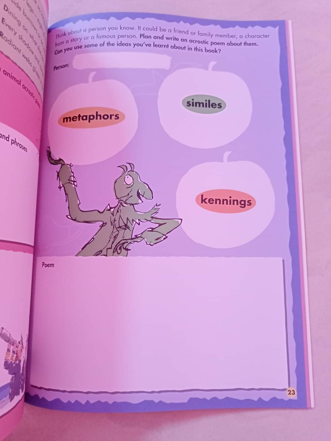 ROALD DAHL'S CREATIVE WRITING JAMES AND THE GIANT PEACH