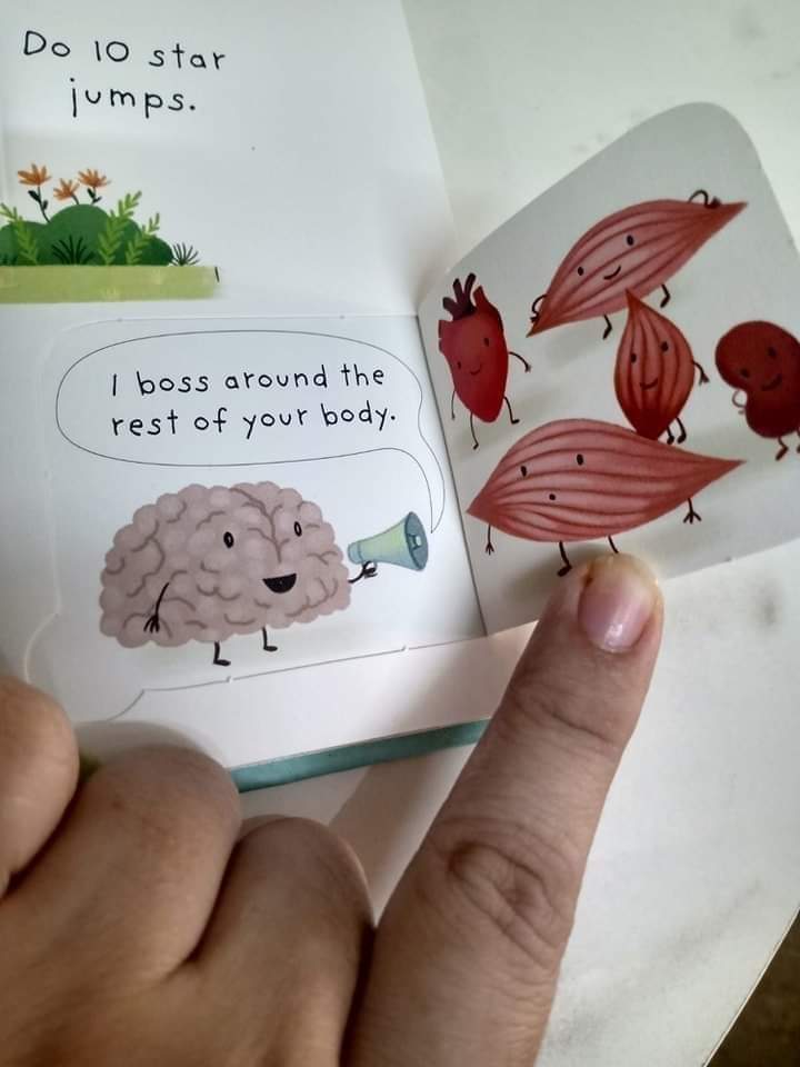 USBORNE VERY FIRST QUESTION ANSWER WHATS INSIDE ME