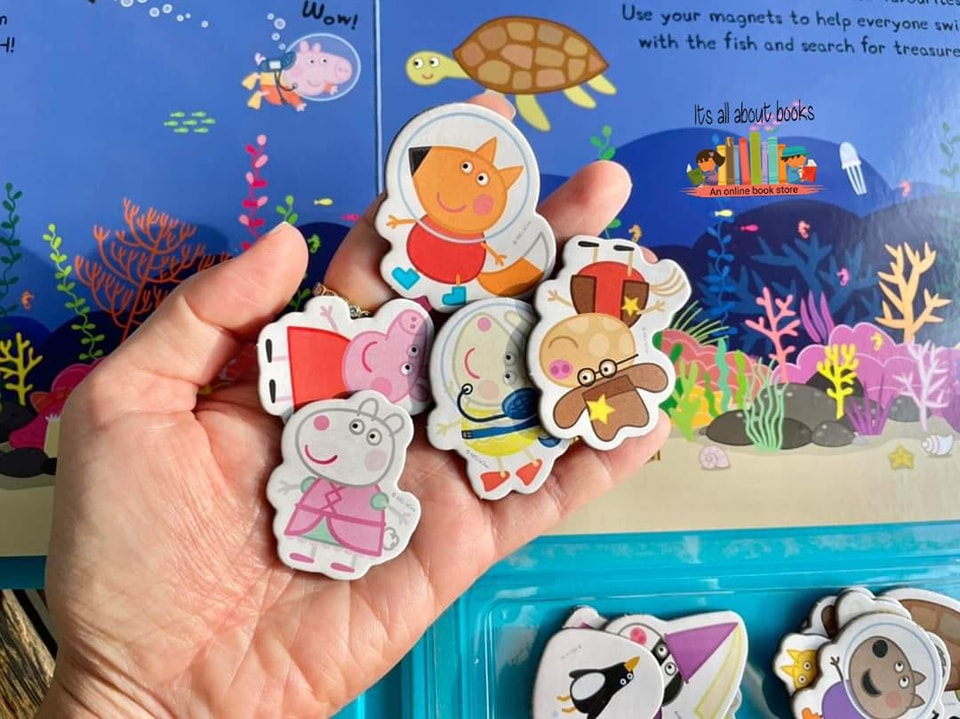 PEPPA AND FRIENDS MAGNET BOOK