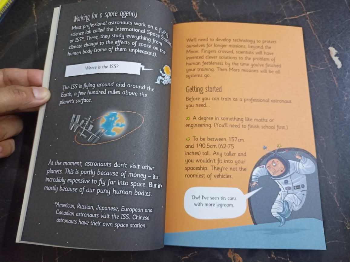 🚀🌌 The Usborne Official Astronaut's Handbook 🌌🚀