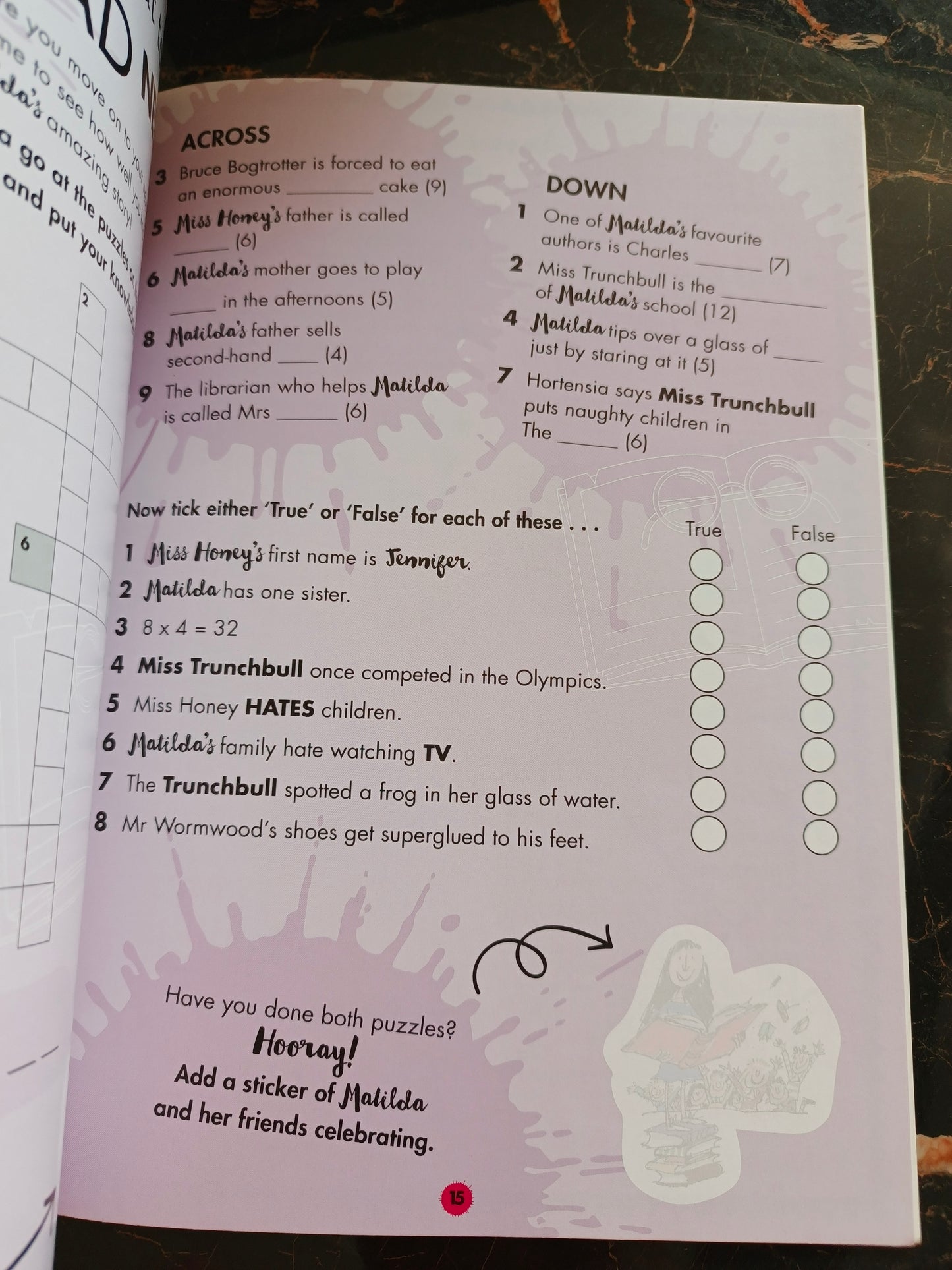 ROALD DAHL'S MATILDA WONDERFUL STICKER ACTIVITY BOOK